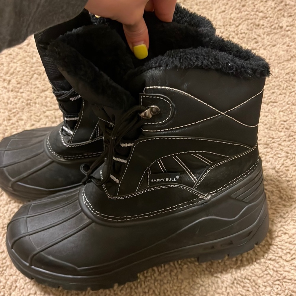 Men’s snow boots